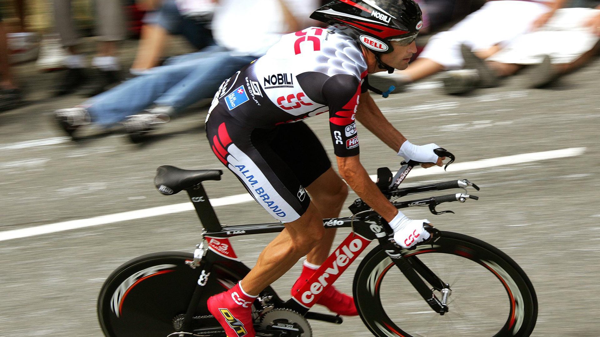 草原特色骑马体验赛，感受大自然的奔跑自由，草原骑马比赛